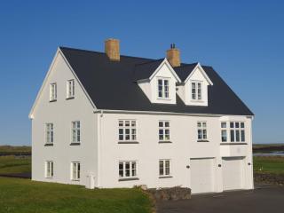 Ocean Front Apartment - Glass Dome for Northern Lights - 5