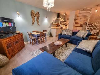 1 Bed Prestwich Duplex Free Parking - 5