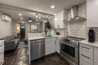 1BR Apt, Minutes to Downtown Cincy, Stadiums, Bars - 5