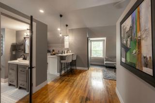 Close to Stadiums, Downtown Cincy, & more, 1BR Apt - 4