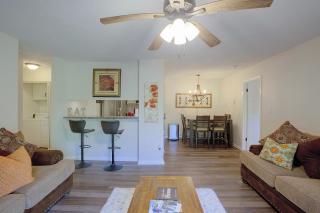 Hike, Ski & More! Modern Sugar Mtn Condo w/ Deck - Sugar Mountain - 2