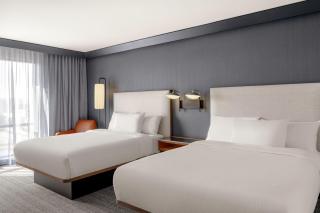 Courtyard by Marriott Milwaukee Brookfield at Poplar Creek - 3