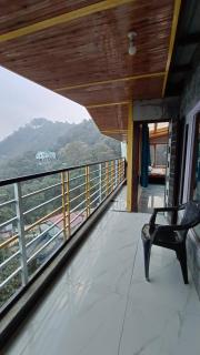 The Hostelers Homestay Siimla - Near HPU, ISBT, Bypass MC Parking - 3