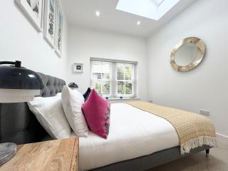 Tropical Gardens 1 bed cottage Central Newlyn - 9