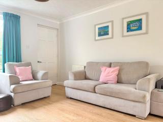 Falmouth Oasis with sub-tropical garden & parking - 8