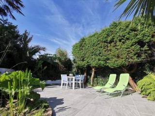 Falmouth Oasis with sub-tropical garden & parking - 6