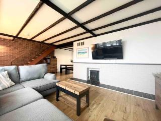 Hebaska~Watergate Bay~3 Bedroom - 1