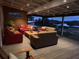Moore to Sea - Stylish Comfort & Spectacular Views - 8