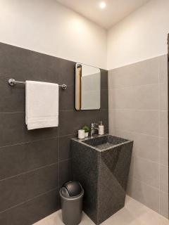 Pine Villa 4 Bedroom Fully Furnished Family House - 9