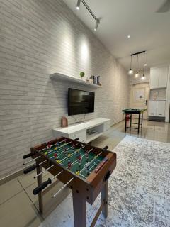 NadeemHome Atlantis D-15-11 Pool & Netflix - 5