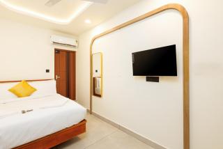 Hotel Liva Suites - 3