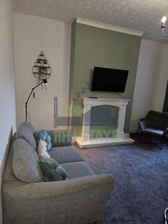 Rectory5 - 5 bedroom 7 beds Parking Perfect for Contractors - 2