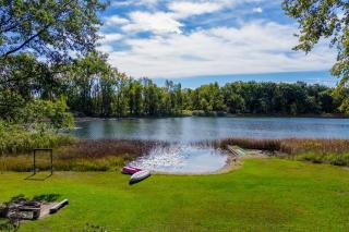 Family Friendly! Private Lake w/ Room to Roam - 6