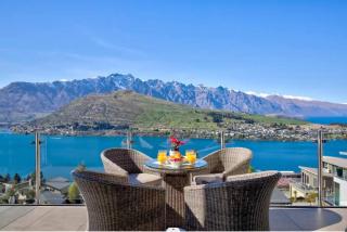 Vistas Paradise - Spacious Dual Livings with Spa - 7