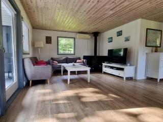 Gepflegtes Holzferienhaus mit moderner Ausstattung und Grenznähe - 6