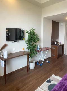 Premium Studio Stay in Omaxe ITC - 5