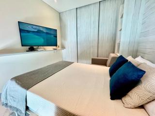 exclusivo apartamento a un paso de la playa jacuzzi - 3