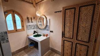 Serenity Lodge Zagora Guest House Restaurant & Desert Excursions - 1