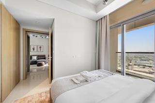 Modern 2-Bedroom Apartment in Aykon Tower C - 3