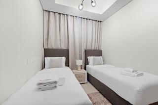 Modern 2-Bedroom Apartment in Aykon Tower C - 2