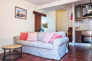 Casita rústica con patio y chimenea - El Cabildo - 4
