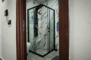 Floria Luxury Studio with Balcony by OrangeBrix - 1