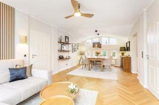 Stylish, newly renovated apartment with sauna and gym - 0