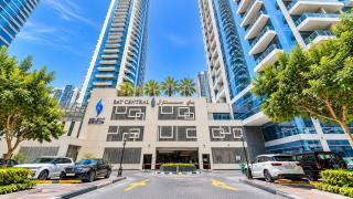 Bay Central Sea and Canal View, Dubai Marina - 9