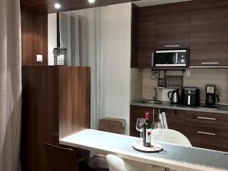 Belvedere Holiday Club-Private Apartment with Free Pool, SPA & Fitness Access - 6