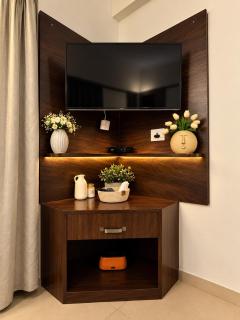 The COVE 2 BHK common Pool near Candolim beach - 0