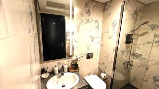 Luxurious 1 Bedroom Apartment in Dubai South - 6