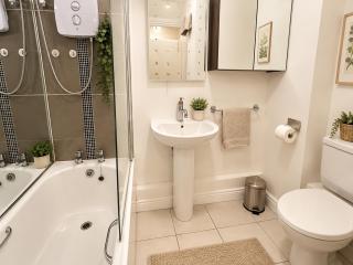 CitySite Dublin One Bedroom Apartment - 4