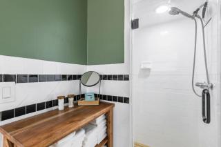 Livingston Hideaway - 1