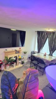 A Cozy 2 bedroom apartment close to NEC & Airport - 2