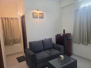 Cozy 1bhk in Gachibowli near wipro circle & Dlf - 0