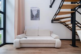 Łódź Mezzanine Studio with Parking, Small Private Garden, Parks Nearby - 6
