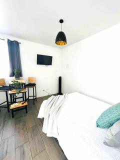 SJO Airport private Studio #1 - 5min away - 5