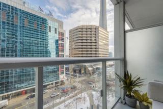 LUX 2BR 1BA Steps to CN Tower W Parking included - 6