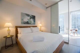 Cozy 1 BR Air mattress CN Tower Ent District MTCC - 2