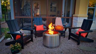 Hacienda SoCo - Fire Pit & 3 Min Walk to SoCo - 5