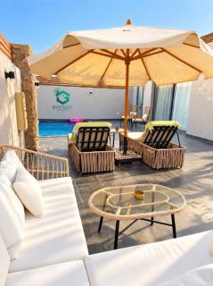 Luxury small villa private pool - 0