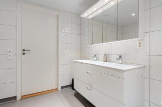 Luxurious oceanfront apartment close to city centre - 7