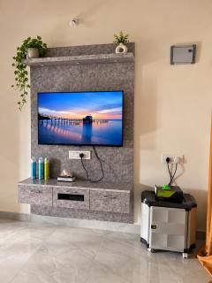 Friends Themed AC 2BHK in Marathahalli - 8