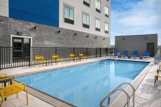 Hampton Inn By Hilton Clanton - 4