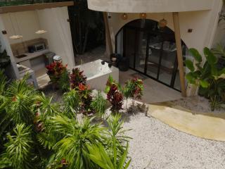 Arenal Keljá Villa ChúChú-Jacuzzi-Couples-EcoTrail - 6