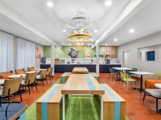 Spark By Hilton Ann Arbor South - 2