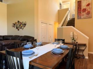 Spacious Midtown Home Walk to Lake & Downtown - 3