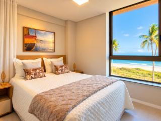 Apartamento Frente Mar Pé na Areia Guarajuba (106) - 1