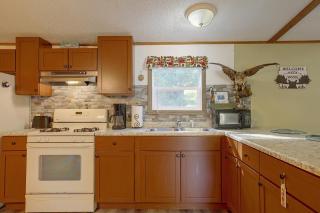 Secluded Woodsy Cabin: Hike, Fish, Hunt + ATV! - 2