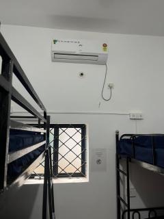 Anjuna bay hostel - 3